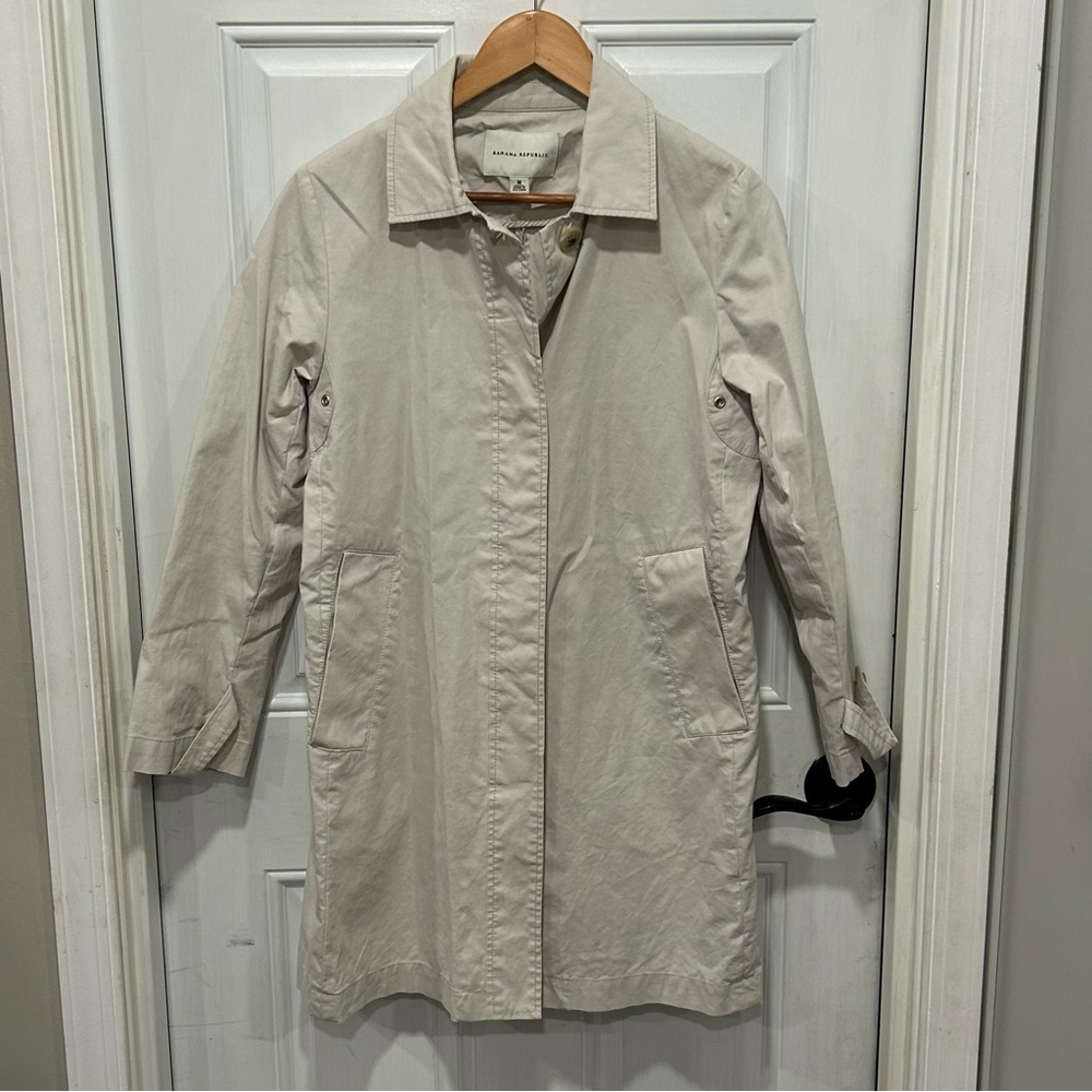 Banana Republic Women's Classic Cotton Trench Coat, Beige, Size Medium